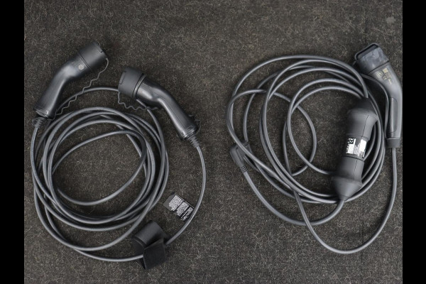 Lynk & Co 01 1.5 Plug In | Panoramadak | Infinity by Harman | Camera | Adaptive cruise | Stoelverwarming | Carplay | Memory | Full LED | PHEV