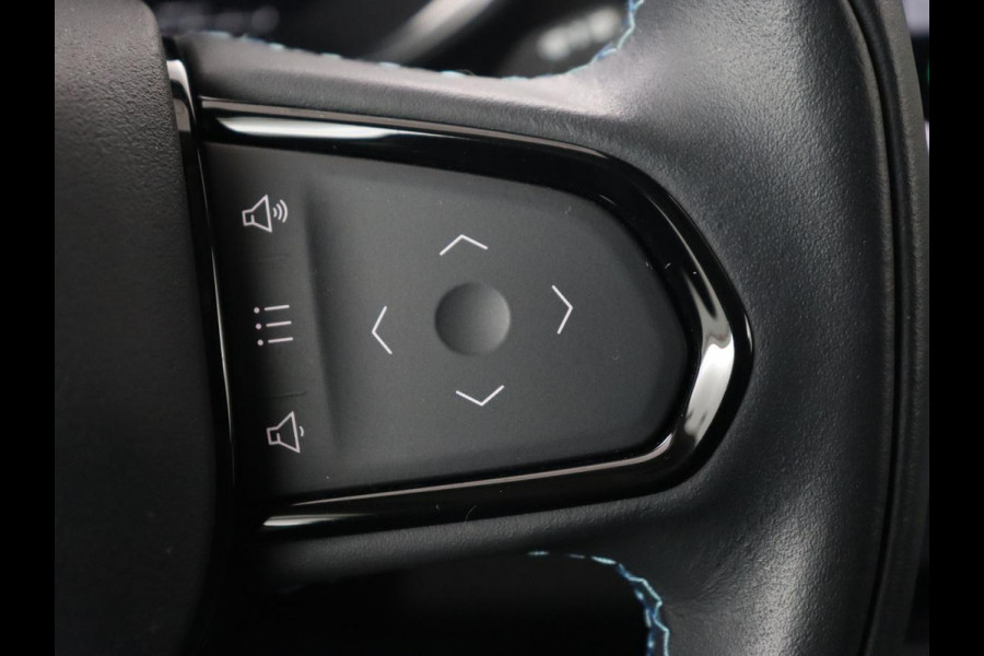 Lynk & Co 01 1.5 Plug In | Panoramadak | Infinity by Harman | Camera | Adaptive cruise | Stoelverwarming | Carplay | Memory | Full LED | PHEV