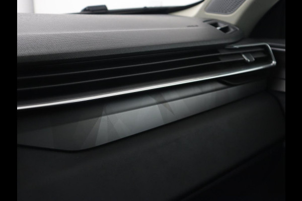 Lynk & Co 01 1.5 Plug In | Panoramadak | Infinity by Harman | Camera | Adaptive cruise | Stoelverwarming | Carplay | Memory | Full LED | PHEV