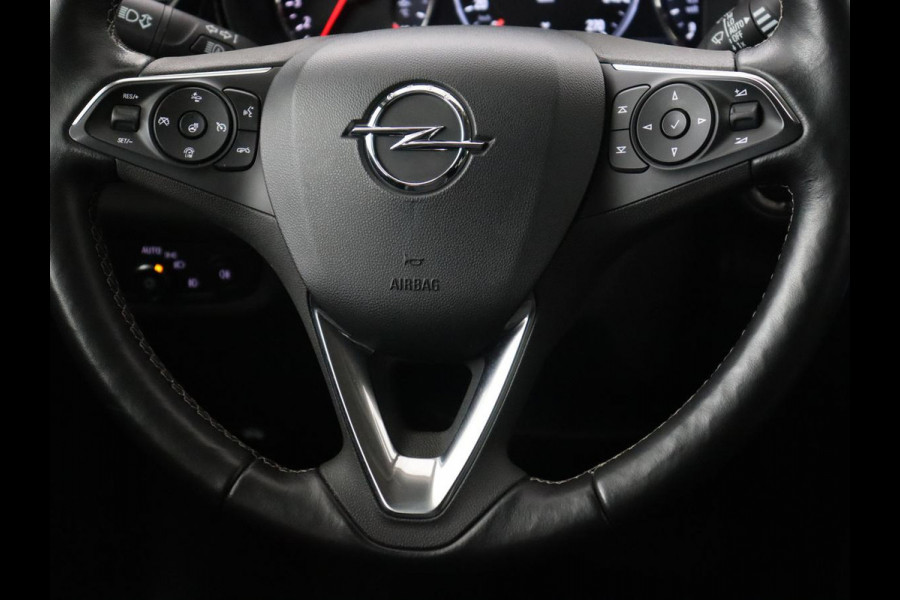 Opel Insignia 1.5 Turbo Innovation | Head-Up | Trekhaak | Stoel & stuurverwarming | Camera | Matrix LED | Carplay | Keyless | Navigatie | Climate control | DAB | Cruise control
