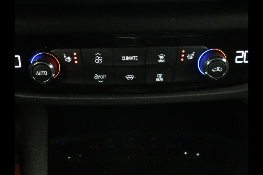 Opel Insignia 1.5 Turbo Innovation | Head-Up | Trekhaak | Stoel & stuurverwarming | Camera | Matrix LED | Carplay | Keyless | Navigatie | Climate control | DAB | Cruise control