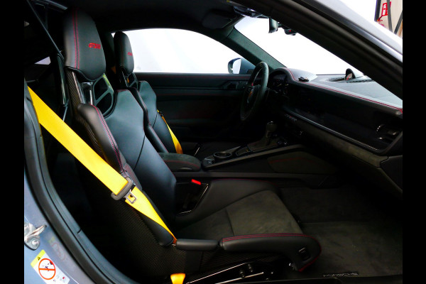 Porsche 911 Porsche 992 GT3 RS – Arctic Grey | Sammlerfahrzeug | Nur 2.099 km Preis inkl. MwSt