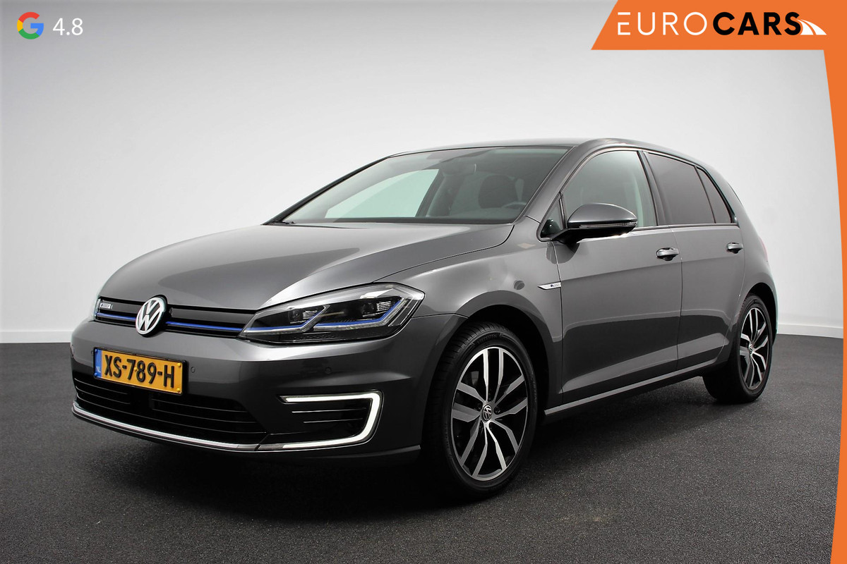 Volkswagen e-Golf Edition | Navigatie | Climate Control | Cruise control adaptief | Parkeer sensoren | Lichtmetalen Velgen 17" | Extra getint glas