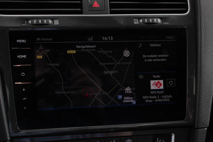 Volkswagen e-Golf Edition | Navigatie | Climate Control | Cruise control adaptief | Parkeer sensoren | Lichtmetalen Velgen 17" | Extra getint glas