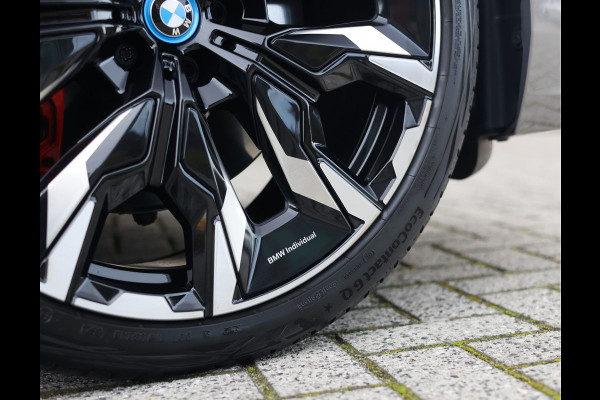 BMW 5 Serie Touring 550e xDrive | Sportstoel - Pano - Trekhaak - Bow&Wil