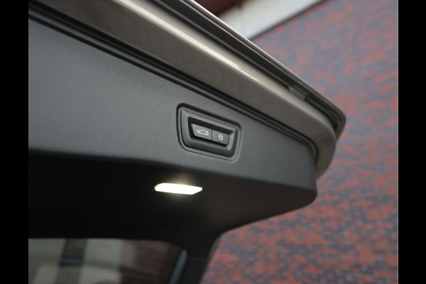 BMW 5 Serie Touring 550e xDrive | Sportstoel - Pano - Trekhaak - Bow&Wil