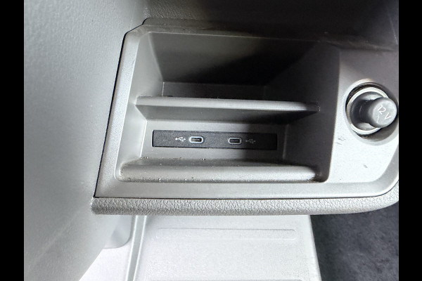 Volkswagen Crafter 35 2.0 TDI 141 PK Euro 6 L3H3 CarPlay/dab/cruise control/navigatie