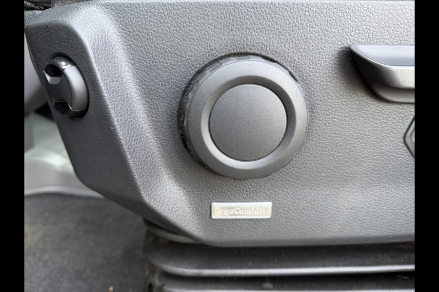 Volkswagen Crafter 35 2.0 TDI 141 PK Euro 6 L3H3 CarPlay/dab/cruise control/navigatie