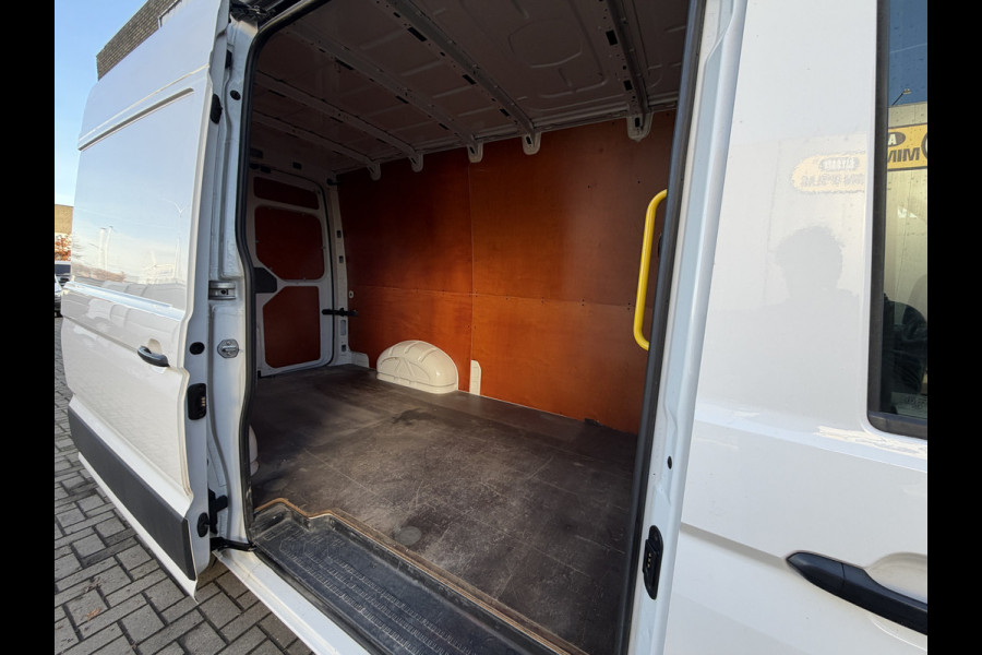 Volkswagen Crafter 30 2.0 TDI 177PK Euro6 L3H3 Automaat/CarPlay/cruise control/achteruitrijcamera