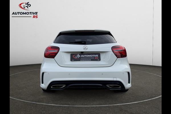 Mercedes-Benz A-Klasse 180 AMG-Line Pano Sportstoelen Led Navi Camera Parkeersensor V+A Cruise Control Sfeerverlichting