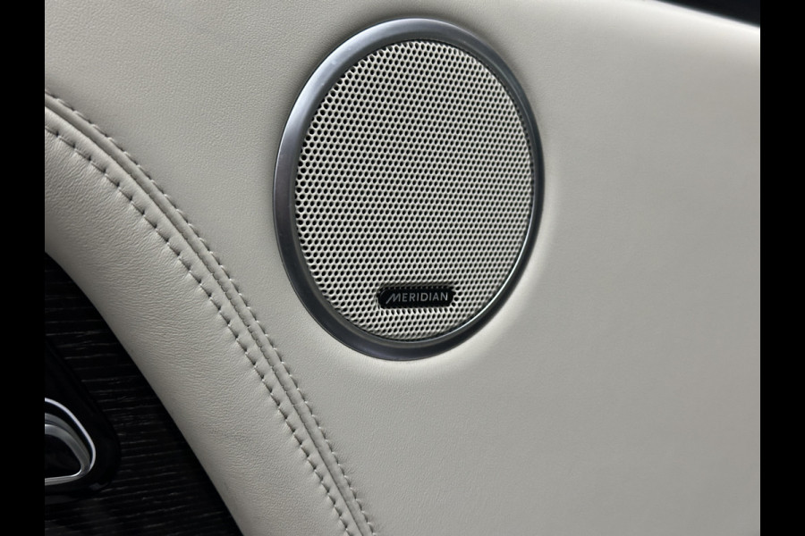 Land Rover Range Rover 2.0 P400e Autobiography | Dealer Onderhouden | Nieuw Accu-Pakket | Panorama | ACC | 360 Camera | Massage | Stoelventilatie V+A | ISO-Glas | Meridian-Sound | Memory Achter | Alcantara Hemelbekleding | Elektrische Achter-Stoelen | Stoelverwarming V+A | 4-Zone Clima | Keyless-Entry | Luchtvering |