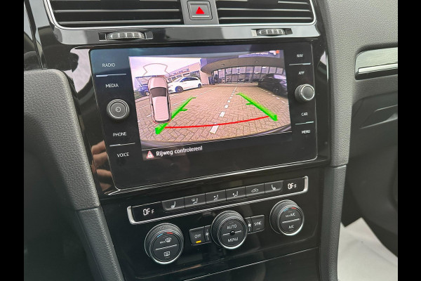 Volkswagen Golf 1.4 TSI Comfortline ACC l Pano l Xenon