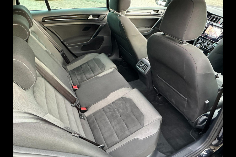 Volkswagen Golf 1.4 TSI Comfortline ACC l Pano l Xenon