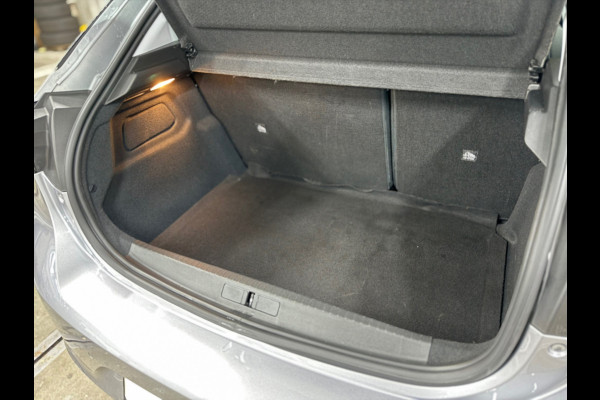 Opel Corsa 1.2 Edition Automaat | Navigatie | Park Pilot | Carplay | ALC | Stoelverwarming