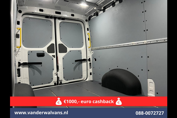 Volkswagen Crafter 2.0 TDI 140pk L3H2 (oude L2H1) Euro6 # Airco | Navigatie | Apple Carplay | Android auto parkeersensoren, 3000kg trekvermogen