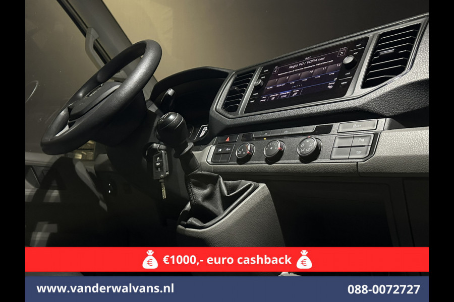 Volkswagen Crafter 2.0 TDI 140pk L3H2 (oude L2H1) Euro6 # Airco | Navigatie | Apple Carplay | Android auto parkeersensoren, 3000kg trekvermogen