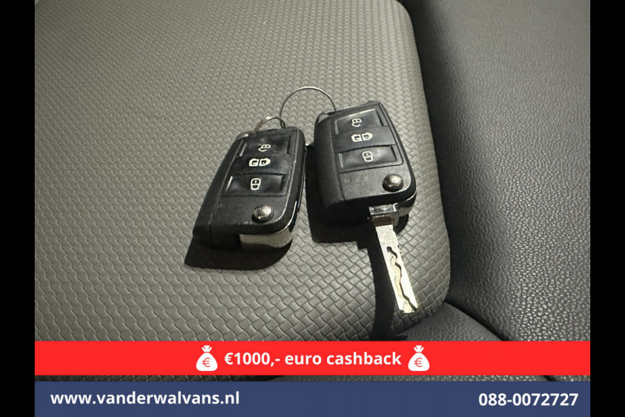 Volkswagen Crafter 2.0 TDI 140pk L3H2 (oude L2H1) Euro6 # Airco | Navigatie | Apple Carplay | Android auto parkeersensoren, 3000kg trekvermogen