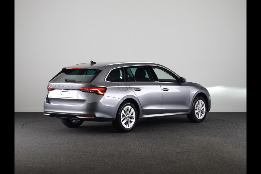 Škoda Octavia Combi Business Edition Plus 1.5 TSI MHEV 115pk DSG-7 | Trekhaak | Stoel- & Stuurverwarming | 13 inch Display | Adaptive Cruise Control |
