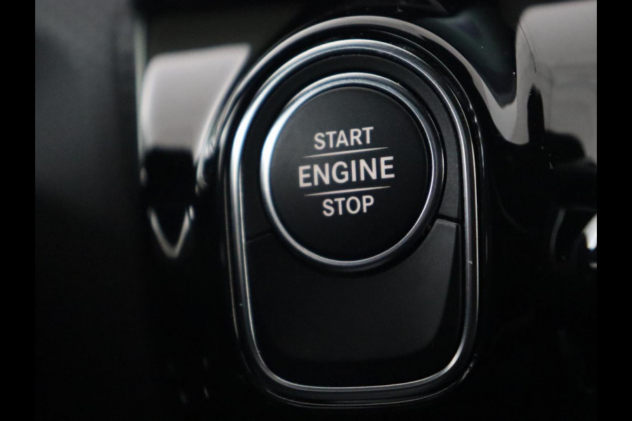 Mercedes-Benz CLA-Klasse Shooting Brake 250e AMG Night | Stoelverwarming | 360 camera | Carplay | Leder/Alcantara | Full LED | Navigatie | Full LED | Park Assist | PHEV | Plug In