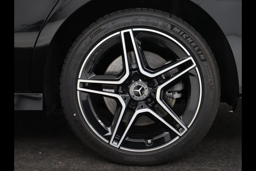 Mercedes-Benz CLA-Klasse Shooting Brake 250e AMG Night | Stoelverwarming | 360 camera | Carplay | Leder/Alcantara | Full LED | Navigatie | Full LED | Park Assist | PHEV | Plug In