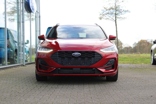 Ford FOCUS Wagon 1.0 EcoBoost Hybrid ST Line X 155pk | Trekhaak afneembaar | Panoramadak | Bang&Olufsen | Adaptive cruise control | Winter Pack | All season banden | Camera