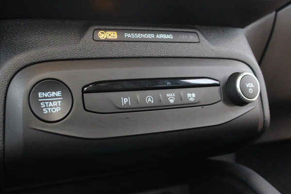 Ford FOCUS Wagon 1.0 EcoBoost Hybrid ST Line X 155pk | Trekhaak afneembaar | Panoramadak | Bang&Olufsen | Adaptive cruise control | Winter Pack | All season banden | Camera