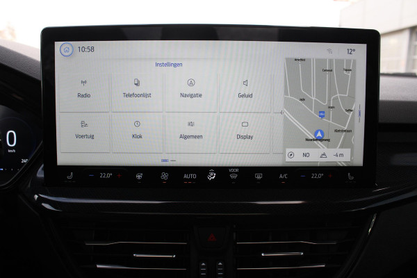 Ford FOCUS Wagon 1.0 EcoBoost Hybrid ST Line X 155pk | Trekhaak afneembaar | Panoramadak | Bang&Olufsen | Adaptive cruise control | Winter Pack | All season banden | Camera