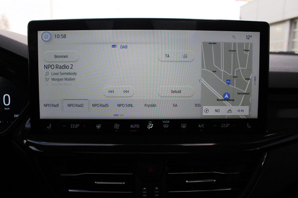 Ford FOCUS Wagon 1.0 EcoBoost Hybrid ST Line X 155pk | Trekhaak afneembaar | Panoramadak | Bang&Olufsen | Adaptive cruise control | Winter Pack | All season banden | Camera