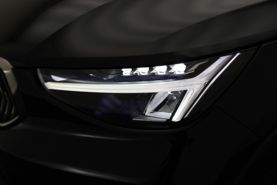 Volvo XC40 1.5 T5 Recharge Business Pro Camera, Apple Carplay, Keyless, LED, Lane Assist, PDC