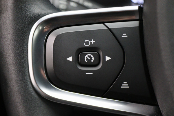 Volvo XC40 1.5 T5 Recharge Business Pro Camera, Apple Carplay, Keyless, LED, Lane Assist, PDC