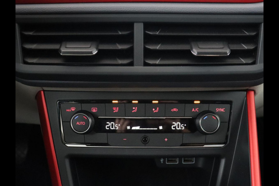Volkswagen Polo 1.0 TSI Beats | Origineel NL | Virtual Cockpit | Carplay | Parkeerhulp | Adaptive cruise | Navigatie | Climate control | Beats Audio | Getint glas