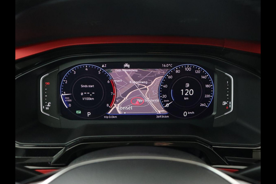 Volkswagen Polo 1.0 TSI Beats | Origineel NL | Virtual Cockpit | Carplay | Parkeerhulp | Adaptive cruise | Navigatie | Climate control | Beats Audio | Getint glas