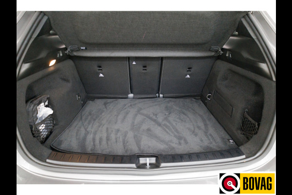 Mercedes-Benz GLA 250 e AMG Line | Panoramadak | Elektrisch verstelbare Sportstoelen | Stoelverwarming Cruise. Camera, Navigatie, Sfeerverlichting, Led+, Zitkinematica, Focal Audio