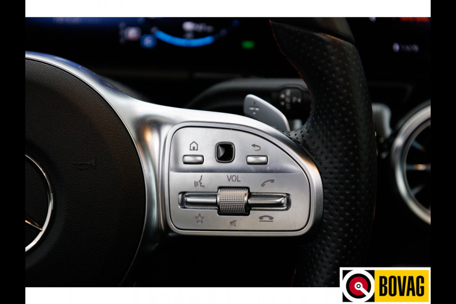 Mercedes-Benz GLA 250 e AMG Line | Panoramadak | Elektrisch verstelbare Sportstoelen | Stoelverwarming Cruise. Camera, Navigatie, Sfeerverlichting, Led+, Zitkinematica, Focal Audio