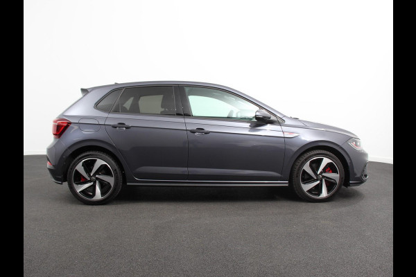 Volkswagen Polo 2.0 TSI GTI Automaat | Apple Carplay / Android Auto | Parkersensoren V+A | Park Assist | Dodehoek Assistent | Adaptive Cruise Control | Verwarmde Voorstoelen | DAB+
