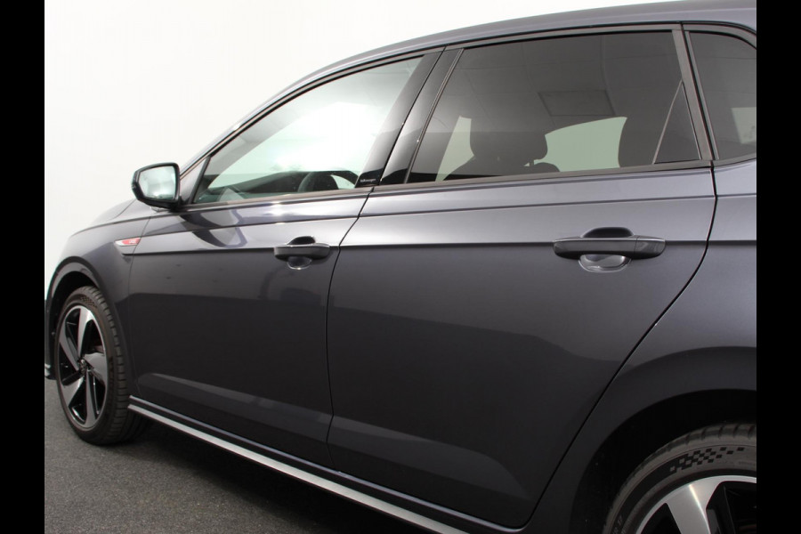 Volkswagen Polo 2.0 TSI GTI Automaat | Apple Carplay / Android Auto | Parkersensoren V+A | Park Assist | Dodehoek Assistent | Adaptive Cruise Control | Verwarmde Voorstoelen | DAB+