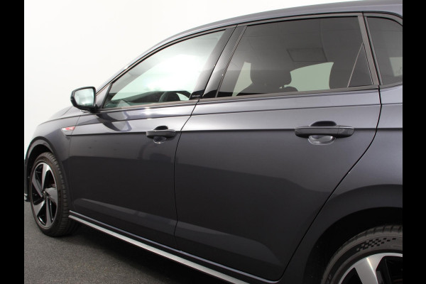 Volkswagen Polo 2.0 TSI GTI Automaat | Apple Carplay / Android Auto | Parkersensoren V+A | Park Assist | Dodehoek Assistent | Adaptive Cruise Control | Verwarmde Voorstoelen | DAB+
