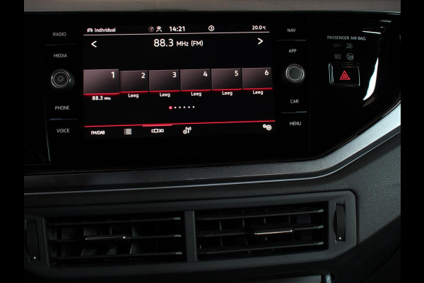 Volkswagen Polo 2.0 TSI GTI Automaat | Apple Carplay / Android Auto | Parkersensoren V+A | Park Assist | Dodehoek Assistent | Adaptive Cruise Control | Verwarmde Voorstoelen | DAB+