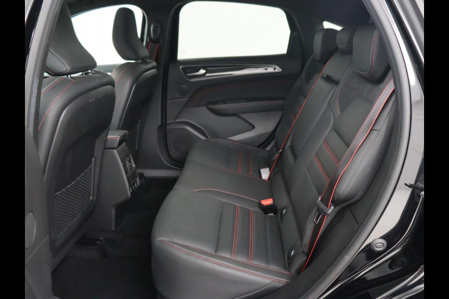 Renault Arkana 1.6 E-Tech Hybrid 145 R.S. Line | Panoramadak | Leder/Alcantara | Adaptive cruise | Stoelverwarming | Carplay | Camera | Park Assist | Navigatie | Full LED | Sfeerverlichting