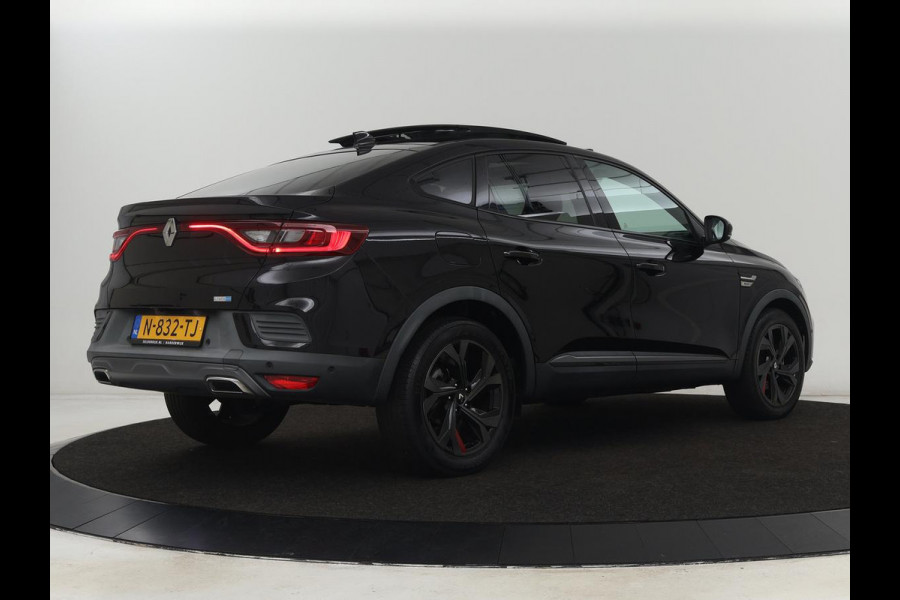 Renault Arkana 1.6 E-Tech Hybrid 145 R.S. Line | Panoramadak | Leder/Alcantara | Adaptive cruise | Stoelverwarming | Carplay | Camera | Park Assist | Navigatie | Full LED | Sfeerverlichting