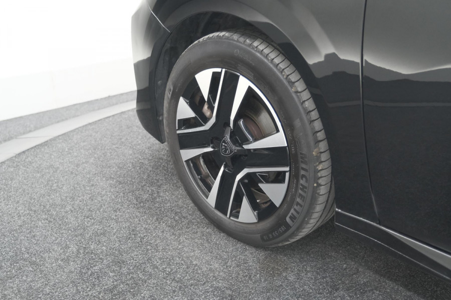 Peugeot 208 PureTech 100 Allure | Parkeersensoren | Navigatie | Apple Carplay