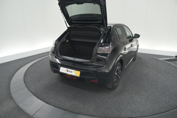 Peugeot 208 PureTech 100 Allure | Parkeersensoren | Navigatie | Apple Carplay