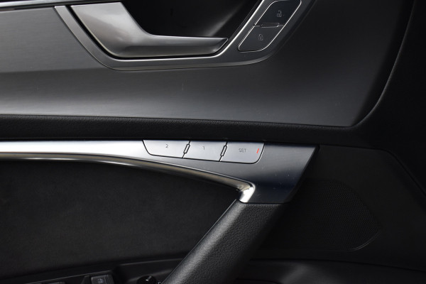 Audi A6 Avant 55 TFSI e Quattro Competition 367pk | Pano | RS-Seats | ACC | Head-Up | Trekhaak | Matrix | Stuur + Stoelverwarming |