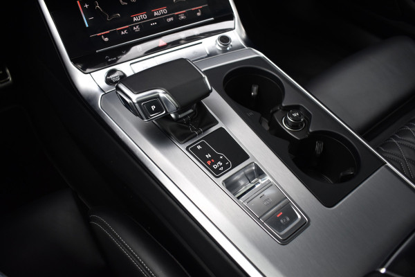 Audi A6 Avant 55 TFSI e Quattro Competition 367pk | Pano | RS-Seats | ACC | Head-Up | Trekhaak | Matrix | Stuur + Stoelverwarming |