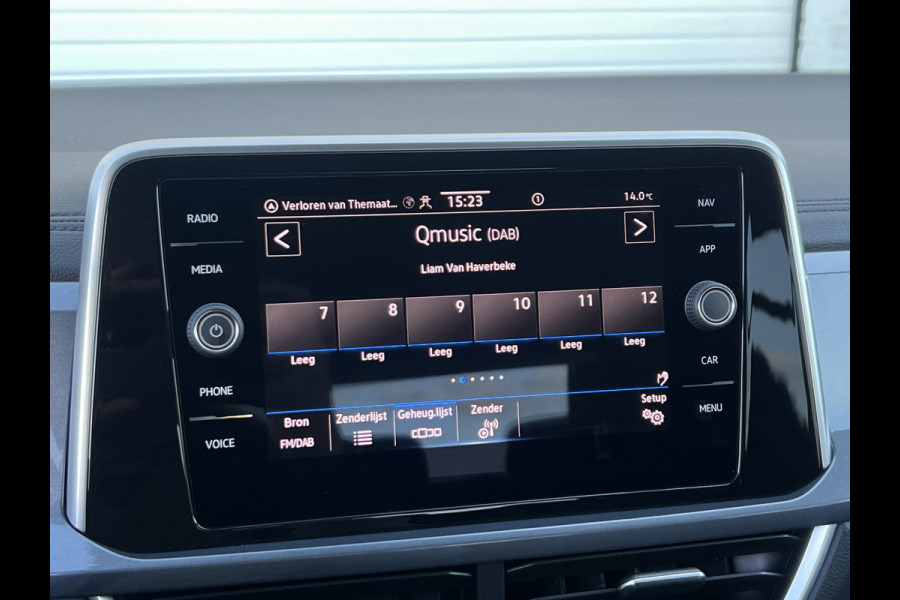 Volkswagen T-Roc 1.5 TSI Style | Trekhaak | ACC | IQ Light | CarPlay | DAB+ | ErgoActive