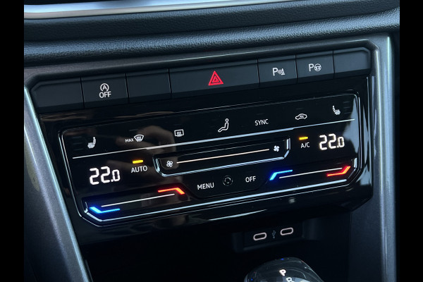 Volkswagen T-Roc 1.5 TSI Style | Trekhaak | ACC | IQ Light | CarPlay | DAB+ | ErgoActive