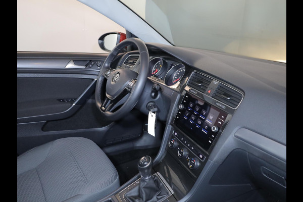 Volkswagen Golf 1.0 TSI Comfortline 116 pk | Navigatie via App | Parkeersensoren | Adaptieve cruise control | Autom. airco | App connect |