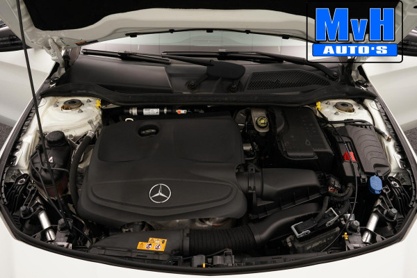 Mercedes-Benz CLA-Klasse Shooting Brake 180 AMG|PANO|LED|TREKHAAK