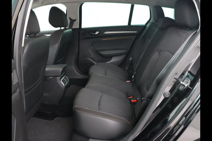 Renault Mégane 1.3 TCe Limited | Automaat | Camera | Carplay | Navigatie | Keyless | Climate control | Bluetooth | 17'' | Cruise control