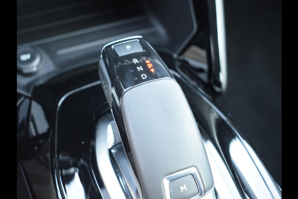 Peugeot 208 1.2 PureTech Allure 100 PK | AUTOMAAT | PANORAMADAK | NAVI | CLIMATE CONTROL | CRUISE CONTROL | 33.562 KM